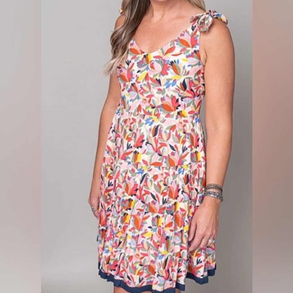 Anthropologie THML beautiful floral print dress RETAIL 89 size XS